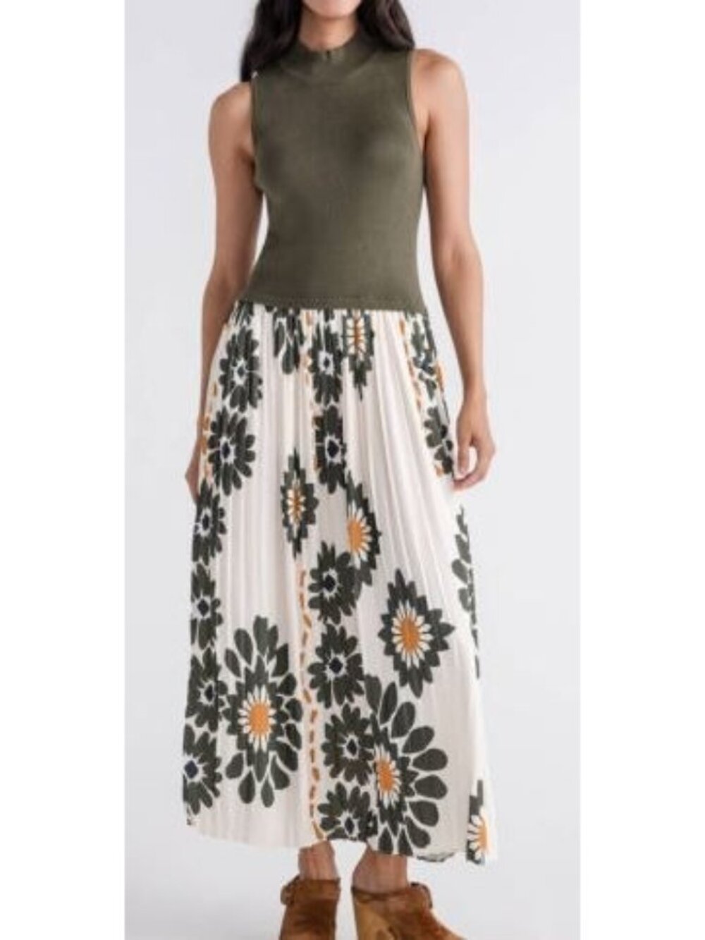 Skies are Blue Annie Dress Women Size Medium NWT Boho Maxi Pleated Skirt Printed